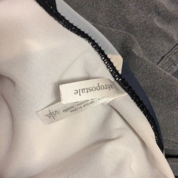 Halter style swimsuit - Picture 4 of 4